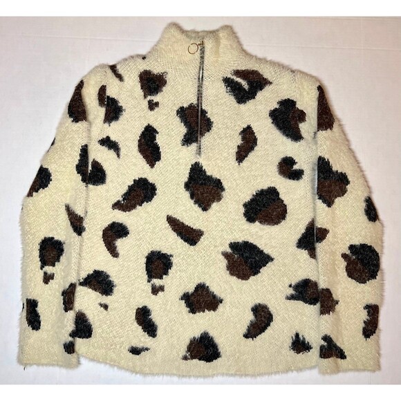 ENTRO Animal Print Fuzzy 1/4 Zip Up Sweater Size L (Bx 18) - Picture 3 of 9